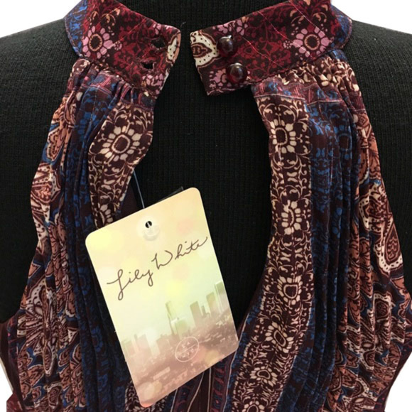 Gorgeous pleated top - Picture 4 of 5